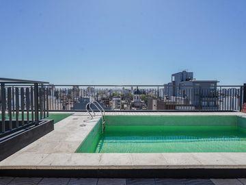 3 amb estrenar con balcón. Cochera Full amenities