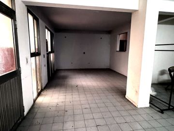 ALQUILER DEPOSITO O LOCAL  EN VILLA URQUIZA