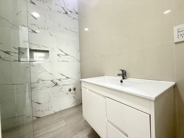 VENTA PH 3 AMB  REFACCIONADO LANUS OE APTO CREDITO