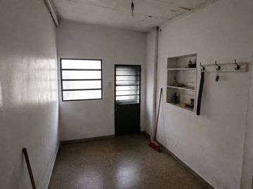 CASA EN VENTA BERISSO 3 DORMITORIOS Y COCHERA
