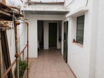 CASA EN VENTA BERISSO 3 DORMITORIOS Y COCHERA