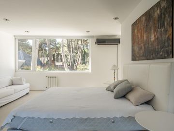 VENTA CASA 5 AMBIENTES PINAMAR NORTE