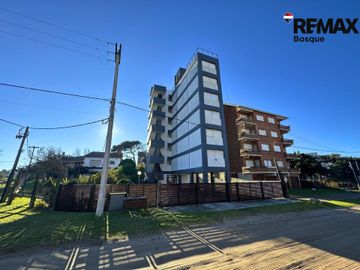 Venta departamento Villa Gesell con ascensor