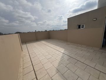 DEPARTAMENTO  2 AMBIENTES AL FRENTE CON BALCON