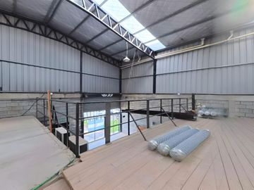 VENTA GALPON/DEPOSITO SOBRE RUTA 8 OPORTUNIDAD