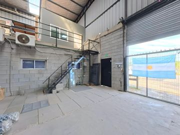 VENTA GALPON/DEPOSITO SOBRE RUTA 8 OPORTUNIDAD