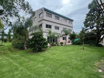Venta Galpón Industrial / Comercial en Jose C Paz