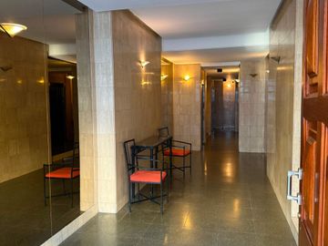 DEPARTAMENTO 3 AMBIENTES CON BALCÓN Y COCHERA