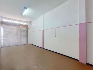 LOCAL EN VENTA EN CASEROS