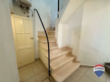 CASA EN VENTA 6 AMBIENTES ALMAGRO