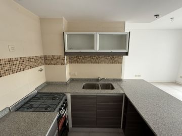 VENTA DEPARTAMENTO 2 AMB A ESTRENAR BALCON FLORES