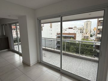 VENTA DEPARTAMENTO 2 AMB A ESTRENAR BALCON FLORES