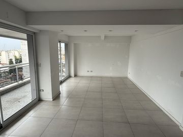 VENTA DEPARTAMENTO 2 AMB A ESTRENAR BALCON FLORES