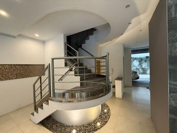 VENTA DEPARTAMENTO 2 AMB A ESTRENAR BALCON FLORES