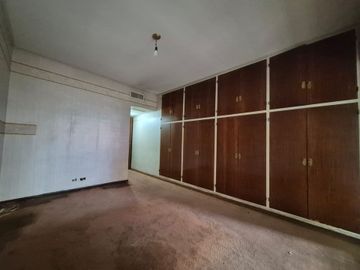 Vende depto 4 amb, dep baulera y cochera en Flores