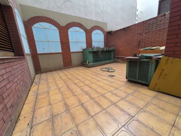 Vende depto 4 amb, dep baulera y cochera en Flores