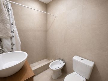 VENTA PH 3 AMB CON PATIO EN REMEDIOS DE ESCALADA