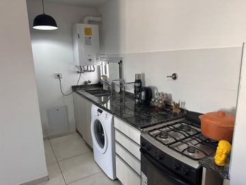 VENTA DEPTO 2 AMB. CON BALCON Y PARRILLA ZARATE