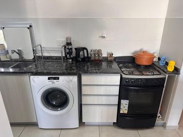 VENTA DEPTO 2 AMB. CON BALCON Y PARRILLA ZARATE