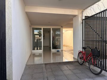 VENTA DEPTO 2 AMB. CON BALCON Y PARRILLA ZARATE