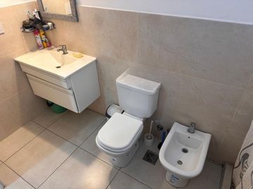 VENTA DEPTO 2 AMB. CON BALCON Y PARRILLA ZARATE