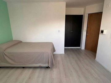 VENTA MONOAMBIENTE EN ALBERDI TOTALMENTE EQUIPADO