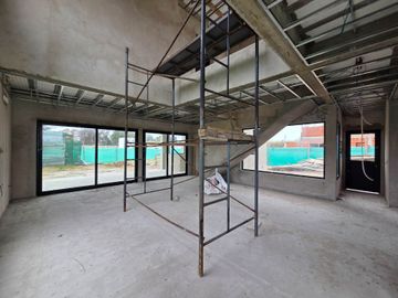 VENTA CASA A ESTRENAR EN BARRIO CERRADO EL OLIVAR