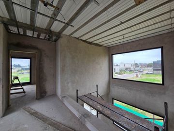 VENTA CASA A ESTRENAR EN BARRIO CERRADO EL OLIVAR