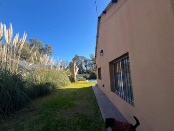 VENTA CASA 4 AMB PILAR