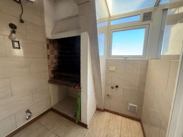 OPORTUNIDAD VENTA DEPARTAMENTO 4 AMB. FLORES CENTR