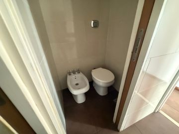 OPORTUNIDAD VENTA DEPARTAMENTO 4 AMB. FLORES CENTR