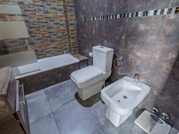 VENTA - LOCAL COMERCIAL C/ VIVIENDA - SAN JUSTO