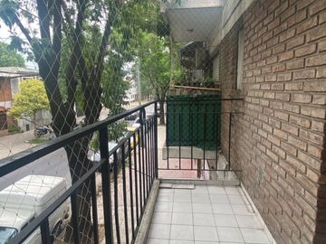 VENTA MONOAMBIENTE CON BALCON CON RENTA