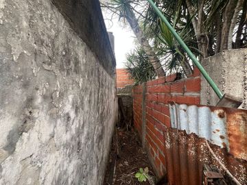 VENTA LOTE PALOMAR/CASEROS 240M2 OPORTUNIDAD