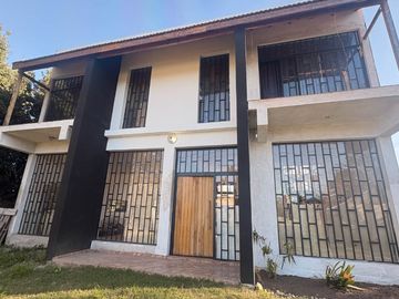 Venta Casa quinta mas departamento La Reja