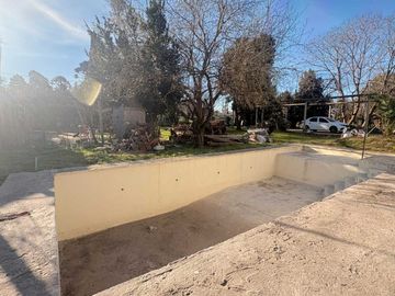 Venta Casa quinta mas departamento La Reja
