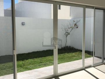 Casa en condominio en venta en Sierra Azúl, San Luis Potosí, San Luis Potosí