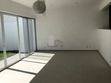 Casa en condominio en venta en Sierra Azúl, San Luis Potosí, San Luis Potosí
