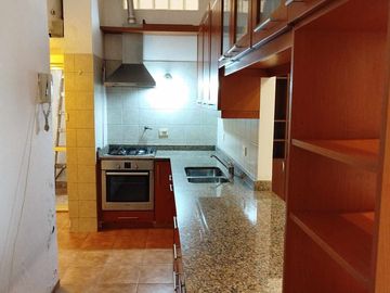 En venta Ph de 2 amb con 2 patios en PB  Chacarita