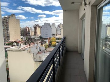 ALQUILER MONOAMBIENTE DIVISIBLE EN FLORES
