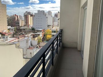 ALQUILER MONOAMBIENTE DIVISIBLE EN FLORES
