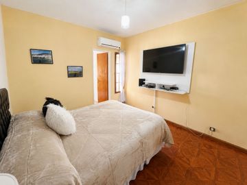 CASA 4 AMB EN VENTA SAN JUSTO GRAN FONDO