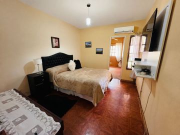 CASA 4 AMB EN VENTA SAN JUSTO GRAN FONDO