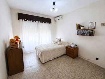 CASA 4 AMB EN VENTA SAN JUSTO GRAN FONDO