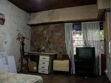 Casa en venta en Wilde con jardin