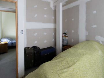 VENTA CASA + 3 DEPARTAMENTOS ORIENTADO A RENTA