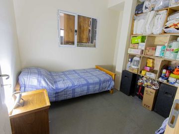 VENTA CASA + 3 DEPARTAMENTOS ORIENTADO A RENTA