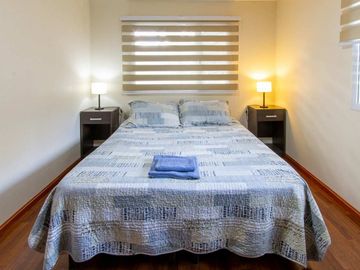 VENTA CASA + 3 DEPARTAMENTOS ORIENTADO A RENTA