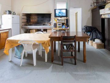 VENTA CASA + 3 DEPARTAMENTOS ORIENTADO A RENTA