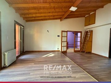APTA CRÉDITO- PROPIEDAD 4 HABITACIONES CON PATIO
